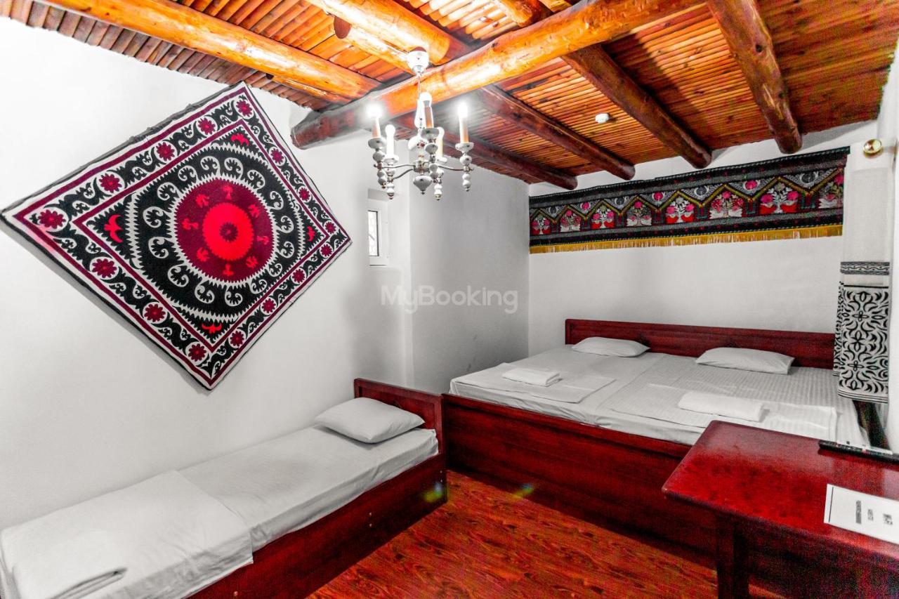 Hotel Okhun Madrasah15Th-16Th Century Buchara Exteriér fotografie